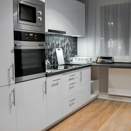Crystal Guesthouse Warszawa Zewnętrze zdjęcie