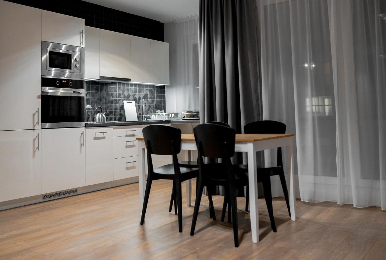 Crystal Guesthouse Warszawa Zewnętrze zdjęcie