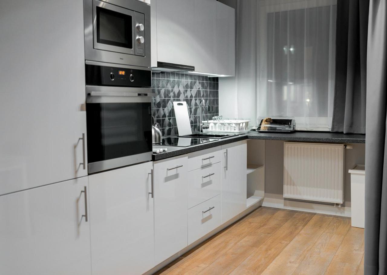 Crystal Guesthouse Warszawa Zewnętrze zdjęcie