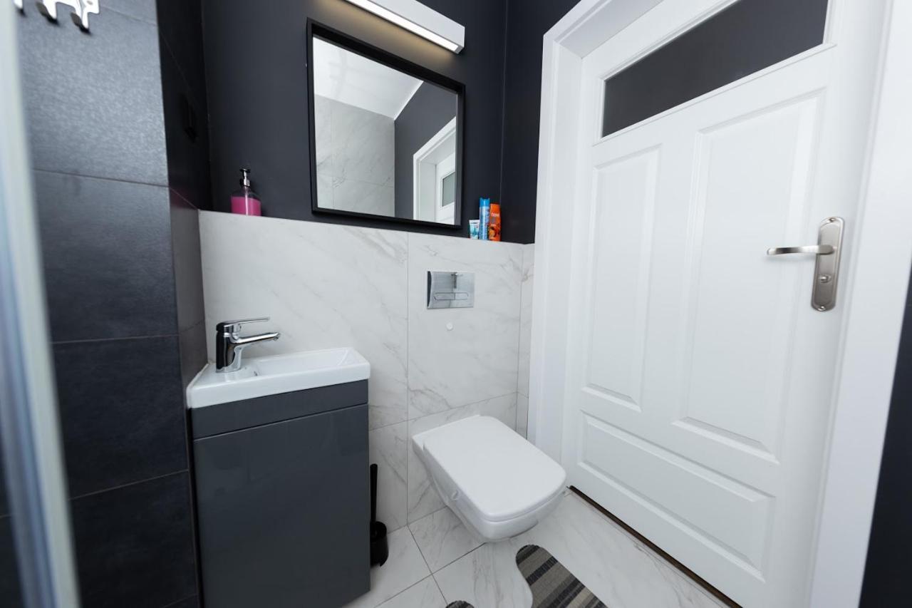 Crystal Guesthouse Warszawa Zewnętrze zdjęcie